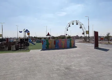 Spot - Food Trucks Park in Shamkha - سبوت - حديقة عربات الطعام في الشامخة