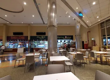 Spring Onion Cafe & Restaurant