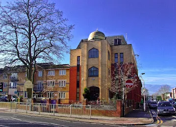 St 8 / Emirates Islamic Bank