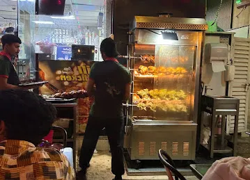 STEAK & BURGER RESTAURANT - KARAMA