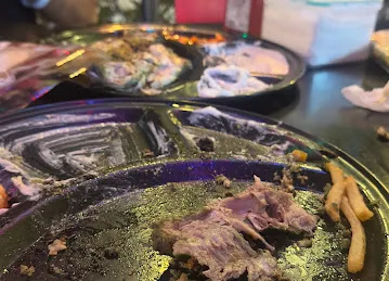 STEAK & BURGER RESTAURANT - KARAMA
