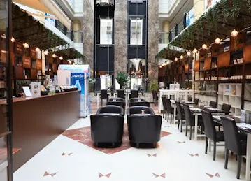 Stepup Ceramic Cafe