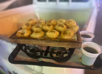 Street side chaat cafeteria