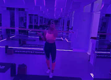 Stretch.com Marina