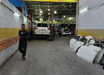 Sultan Mansoor Garage