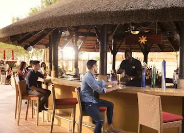Sundeck Pool Bar