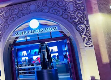 Super Heroes Store
