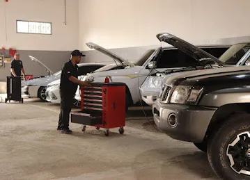Super safari garage