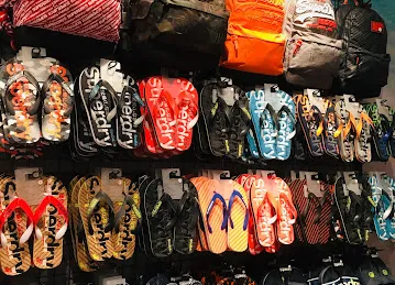 Superdry Bluewater Islands
