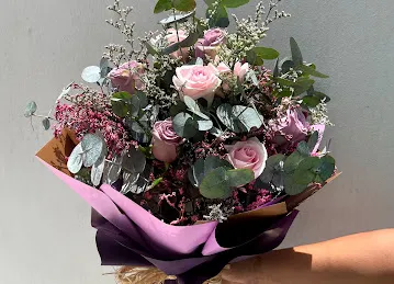 Tabrah Flowers & Gifts Trading