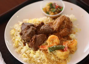 Taheya cafeteria বাংলাদেশি খাবার হোটেল
