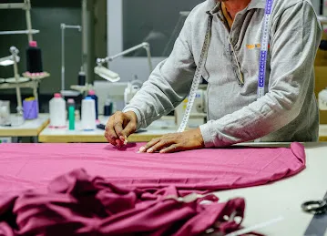 tailor & tweak