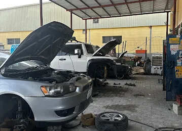 Taj Mahal Garage LLC