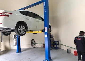 Taj malabar auto repair workshop