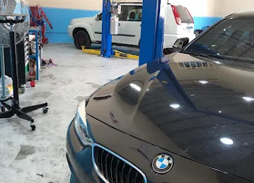 Taj malabar auto repair workshop