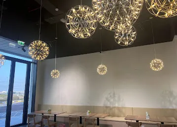 桃子钵钵鸡 pink peach restaurant