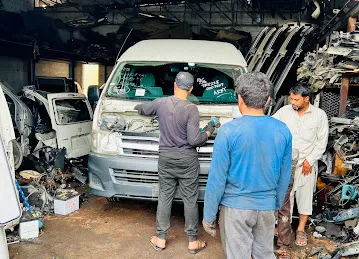 Tareeq khyber hiace parts area 6 Sharjah