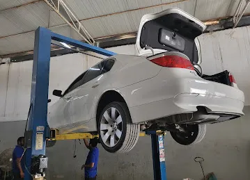 Tareq Al Darari Garage