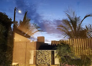 Tareq Naseriddin Yas Acres Villa
