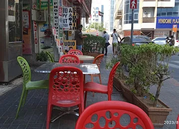 Tasty Cafeteria