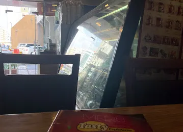 Tasty Cafeteria