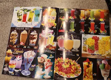 TEA DIARY CAFETERIA MOROCO CLUTER