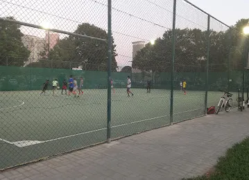Tennis Court (Football)