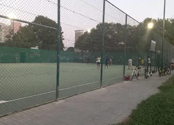 Tennis Court (Football)