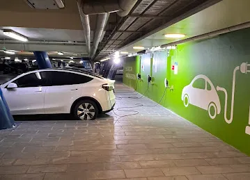 TESLA - Electric Car Charging Station