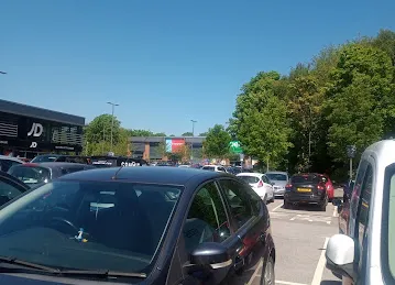 Tesla Supercharge Station