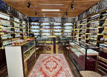 Thailand Palace Of Oud and Perfumes (Souk AL Marfa)