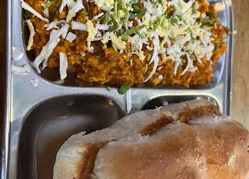 The Bhukkad Cafe - Karama