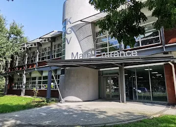 The Business House