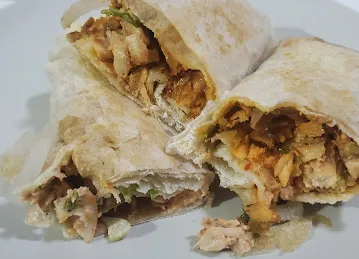The Chef's line Cafe & Restaurant ( warsan 4)