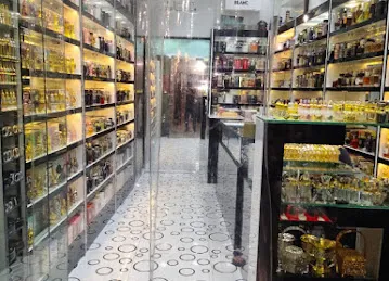 The Dubai Shop