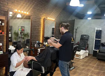 The First Studio Gents Salon