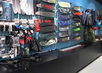 THE FREEDIVER DIVING & HUNTING EQUIPMENT TRADING L.L.C