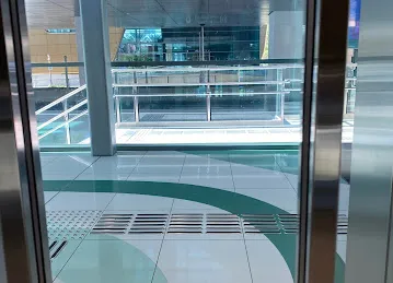 The Gardens Metro Station 1