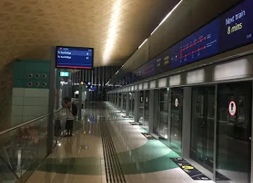 The Gardens Metro Station 1