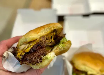 THE LAST STRAW SPECIALITY COFFEE AND BURGERS