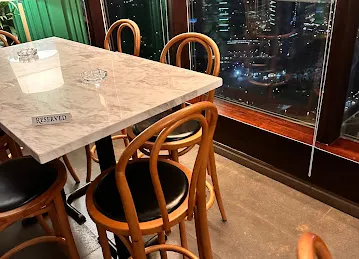 The Lounge - Ground Floor