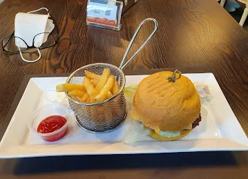 The Majlis Café