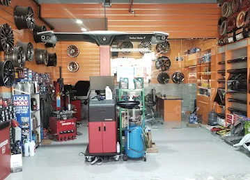 THE MECHANIC STAR TYRES & CAR ACCESSORIES