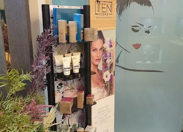 The Moon Ladies Salon