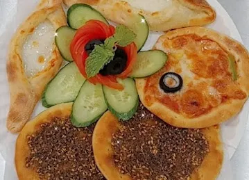 The mountain pastries & sandwiches
