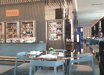 The Piazza Lobby Lounge
