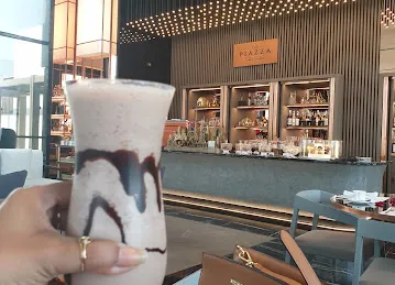 The Piazza Lobby Lounge