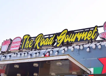 The Road Gourmet - Al Ain Hill-Al Naifa