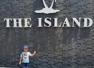 The Royal Island Beach Club