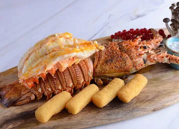 The Villa Seafood Restaurant- مطعم ذا فيلا للمأكولات البحرية